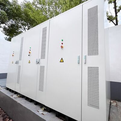chất lượng BESS thương mại được chứng nhận UL với hơn 8500 chu kỳ và công suất đầu ra từ 50 KW đến 1 MW để lưu trữ năng lượng công nghiệp nhà máy sản xuất